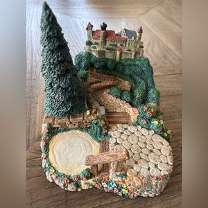 Hummelscapes "Castle on a HIII" Vintage Goebel 1996